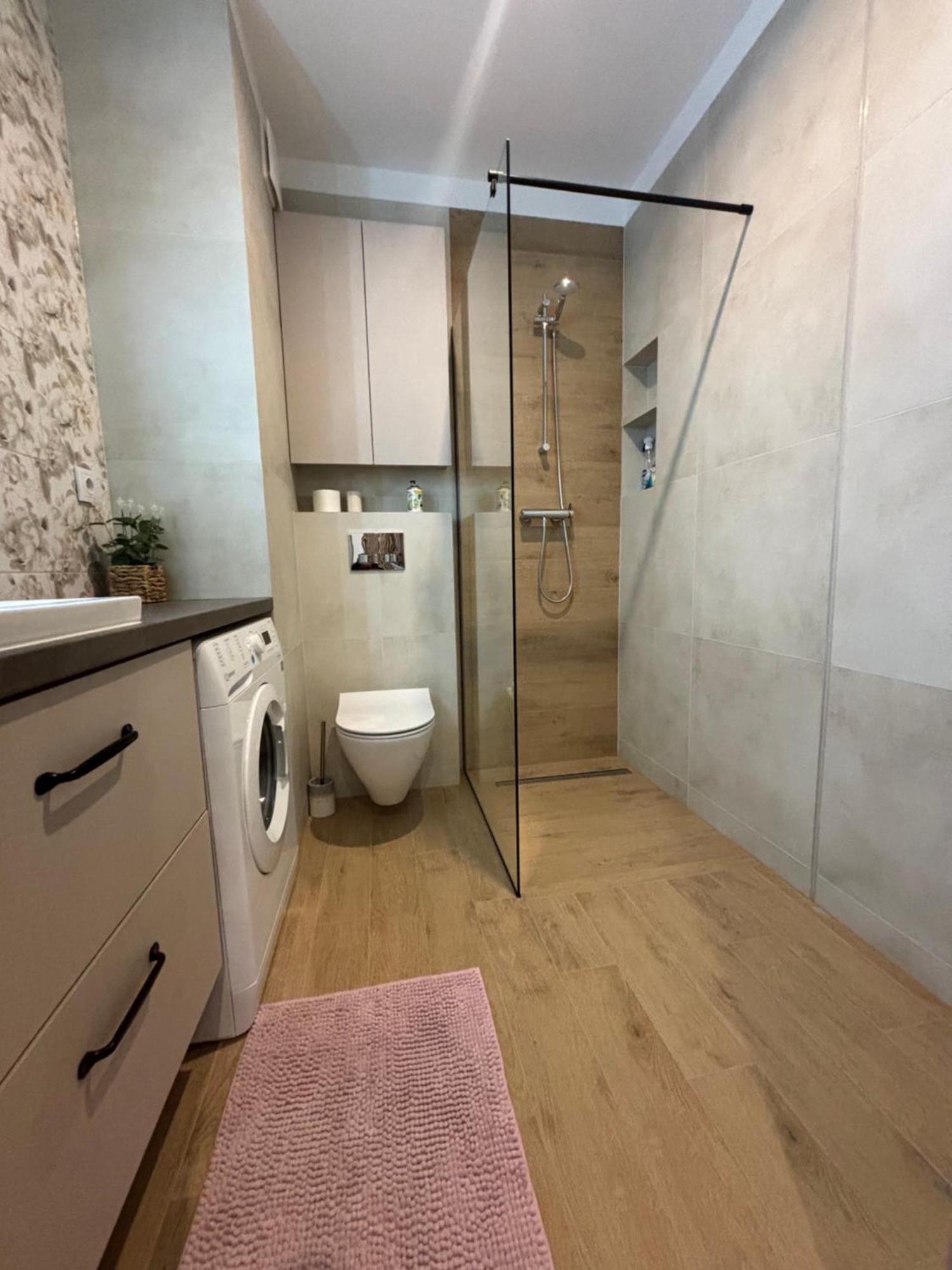 Apartamenty W Centrum Bialegostoku Z Parkingiem W Garazu Podziemnym Bialystok Luaran gambar