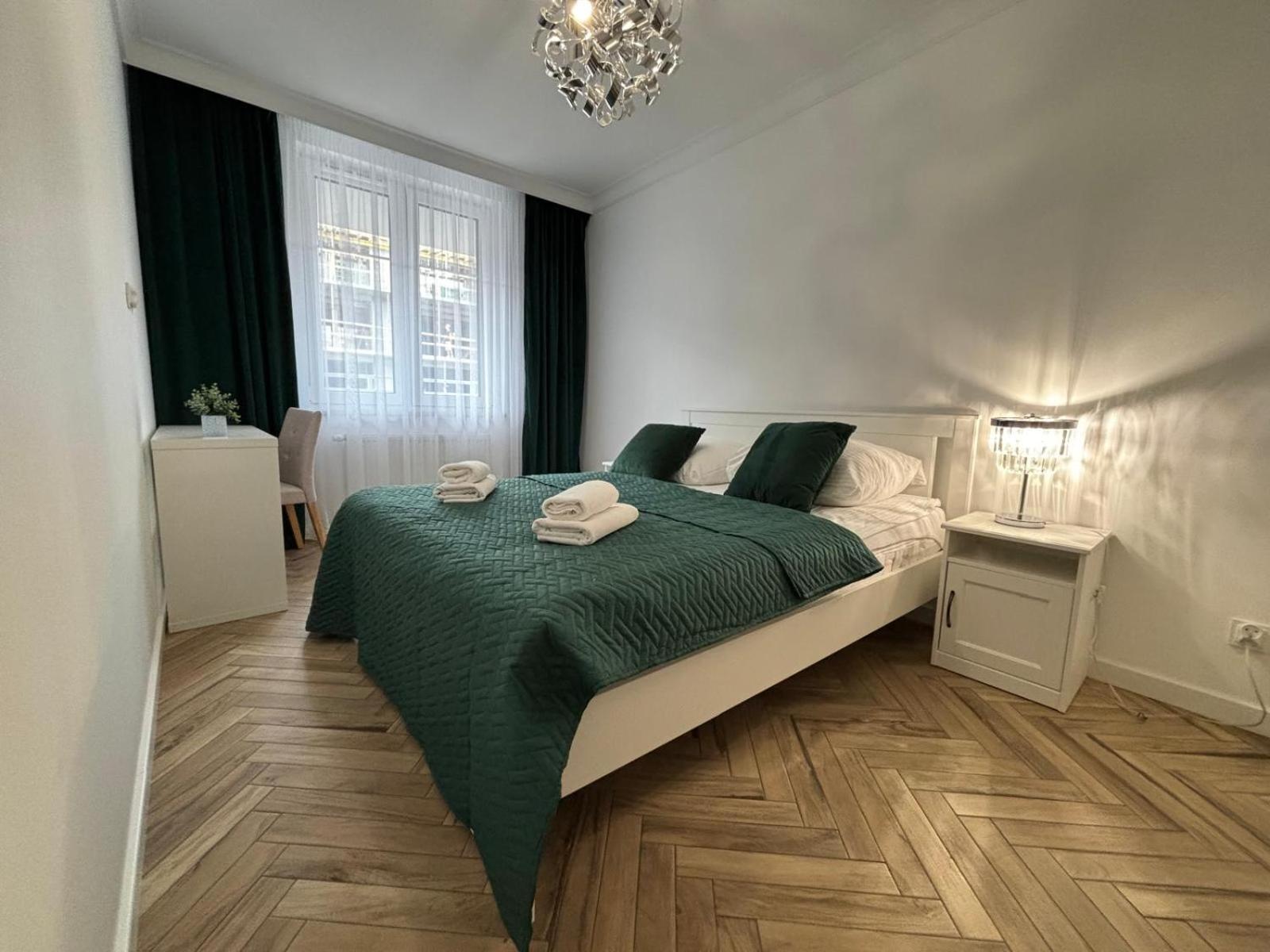 Apartamenty W Centrum Bialegostoku Z Parkingiem W Garazu Podziemnym Bialystok Luaran gambar