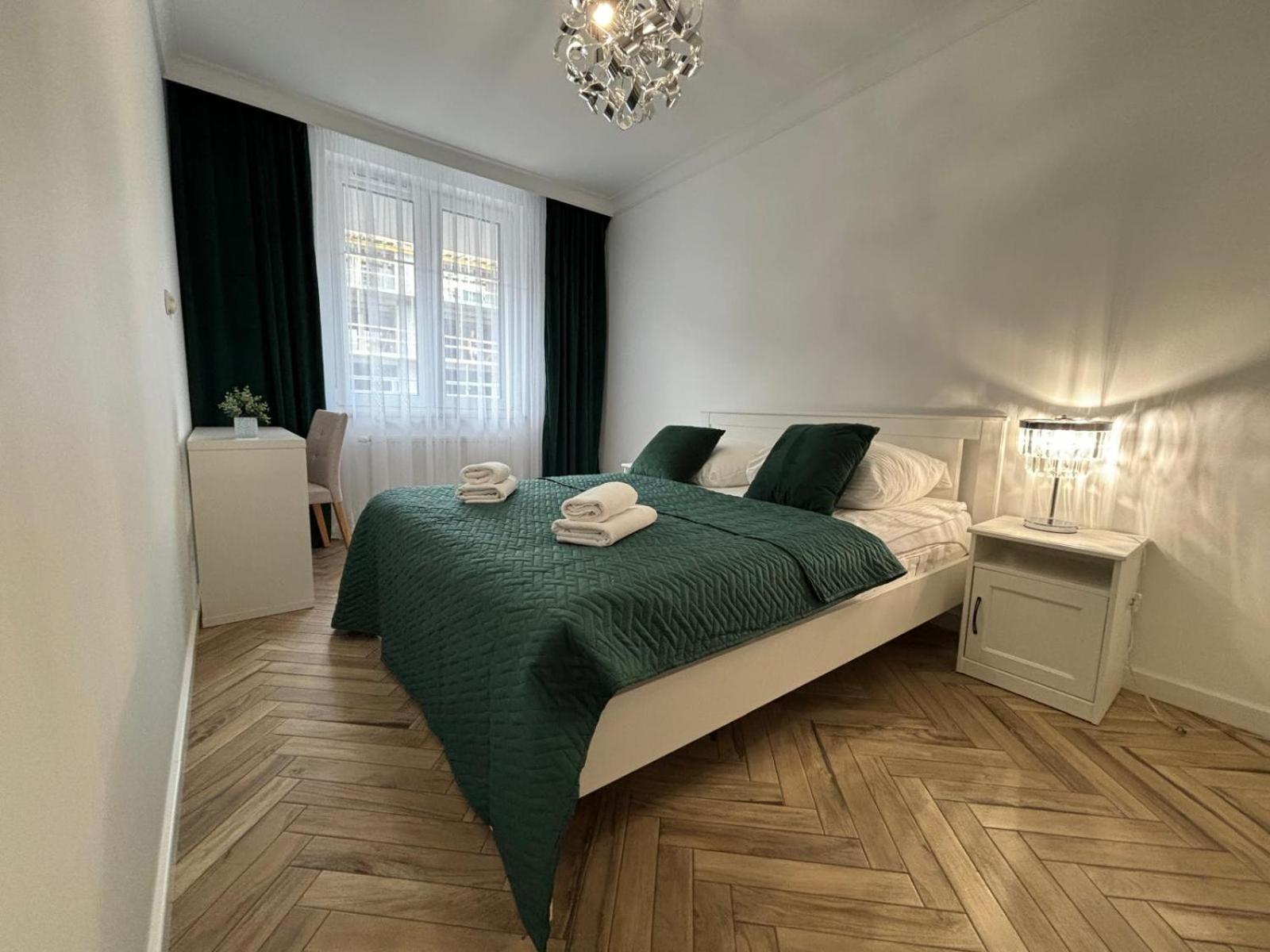 Apartamenty W Centrum Bialegostoku Z Parkingiem W Garazu Podziemnym Bialystok Luaran gambar