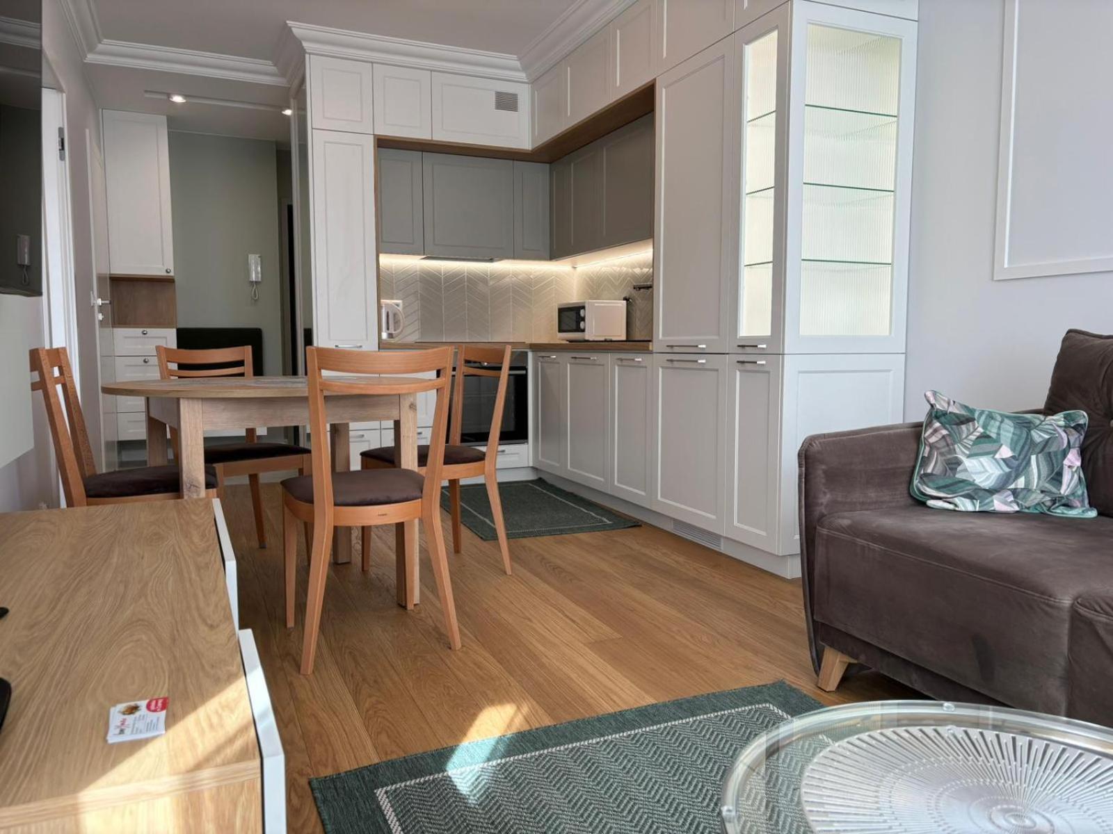 Apartamenty W Centrum Bialegostoku Z Parkingiem W Garazu Podziemnym Bialystok Luaran gambar